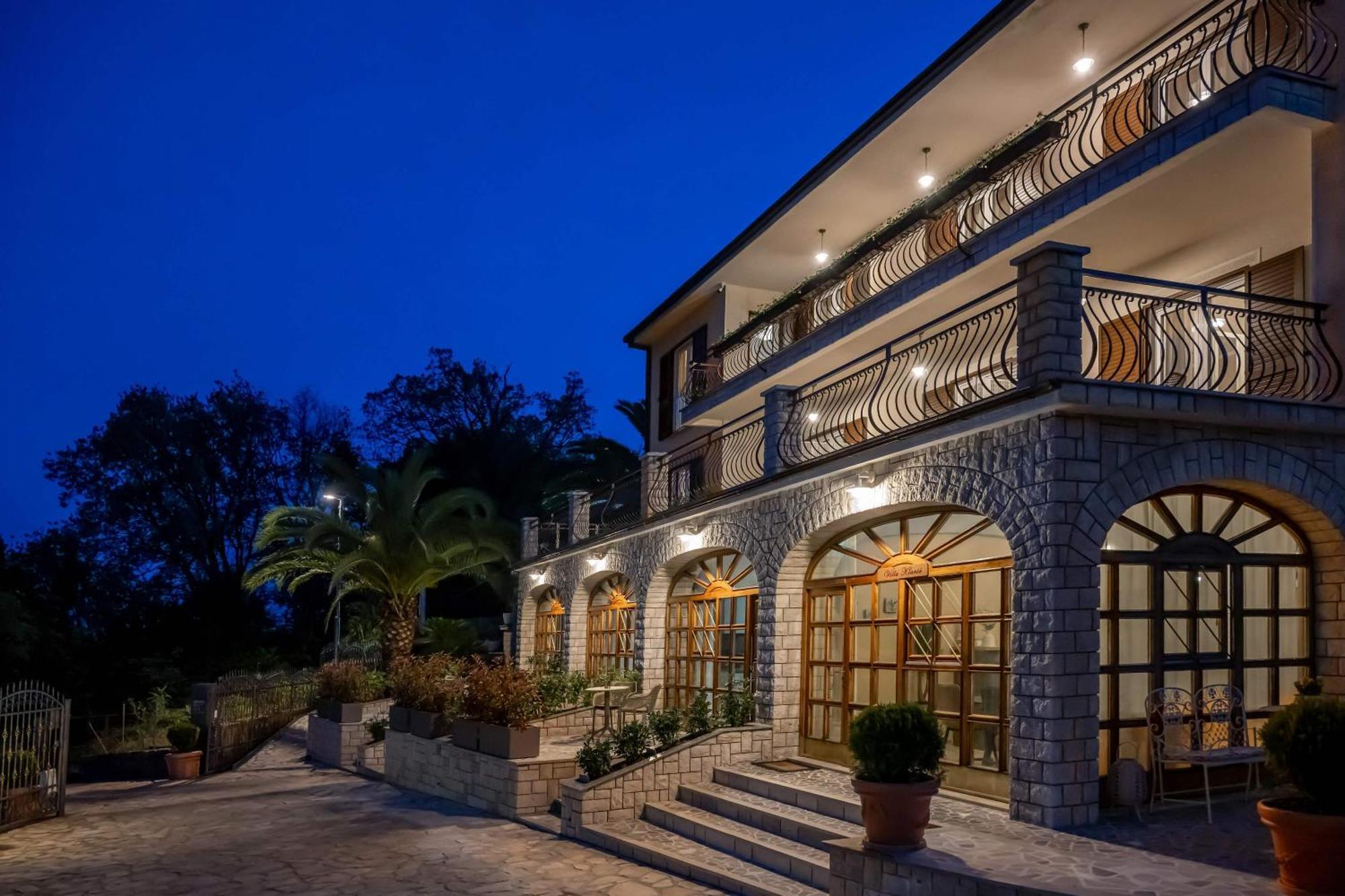 Villa Klaric 洛夫兰 外观 照片