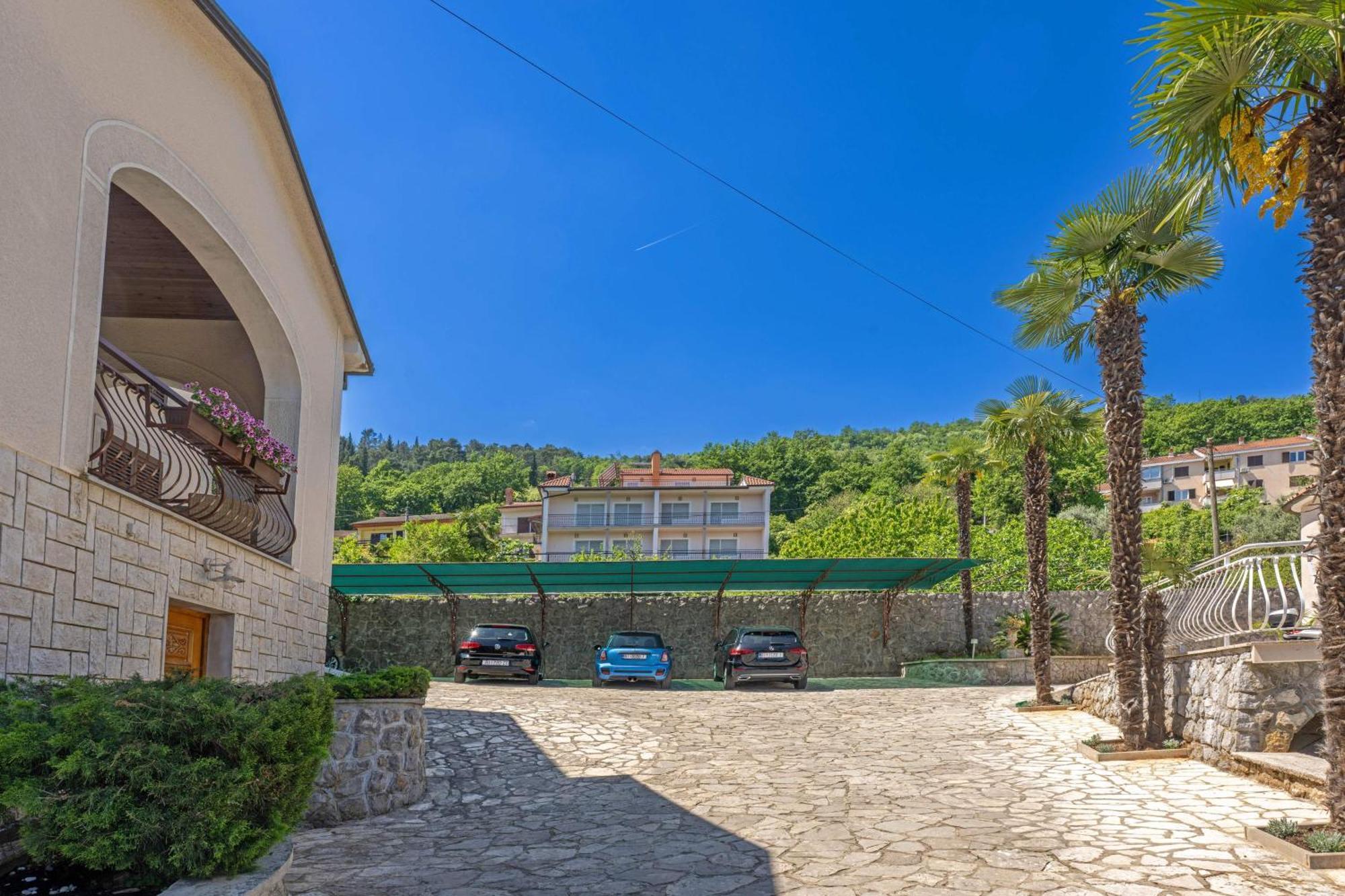 Villa Klaric 洛夫兰 外观 照片